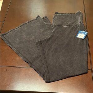 Arizona Jean Company Boot-Cut Mineral Wash Pants in Charcoal